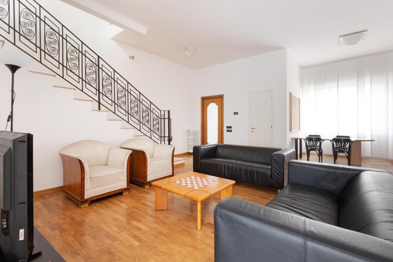 Ca' Stellini - Comoda Casa Indipendente Con Parcheggio Privato Milano Exteriör bild